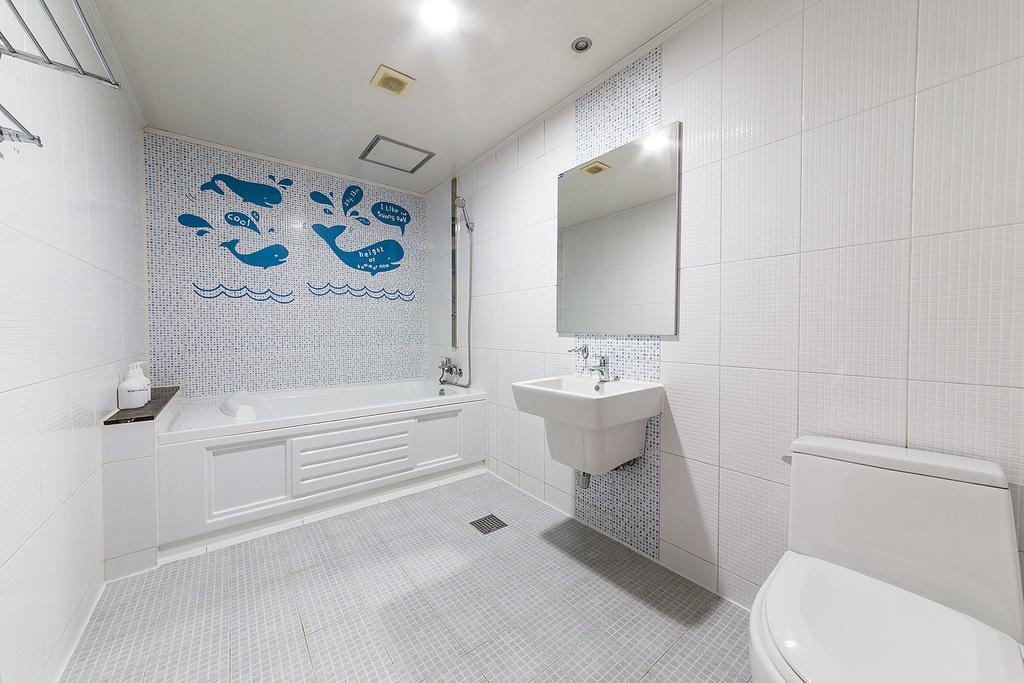 Hotel Tate Suwon Bagian luar foto