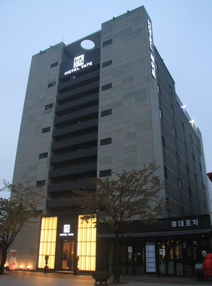Hotel Tate Suwon Bagian luar foto