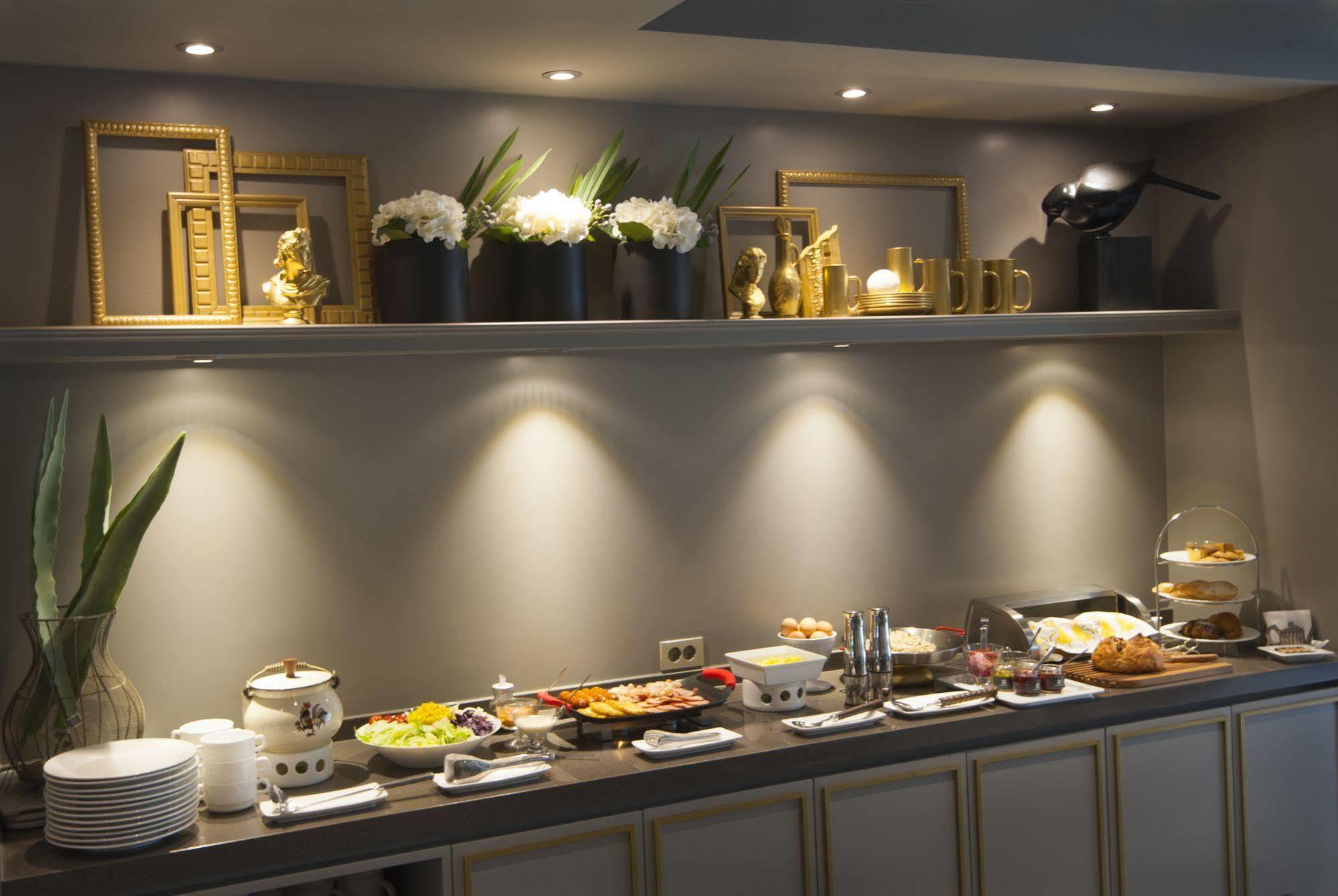 Hotel Tate Suwon Bagian luar foto